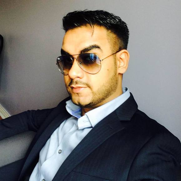 Meet your Posher, Parambir - Picture 1 of 1